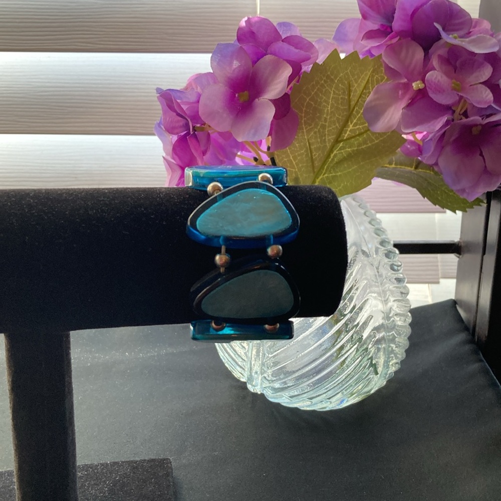 Vintage Turquoise Color Blue Chunky Abstract Style Bracelet